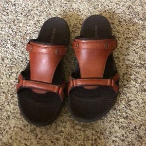 Merrill sandals
